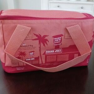 2025 Peach Color Trader Joe's Insulated Lunchbag Tote